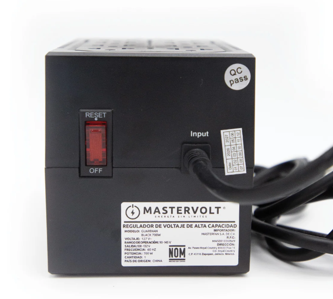 Regulador de Voltaje Mastervolt Guardian Black 700W / 1410 VA - 8 Contactos - MASTERFAN