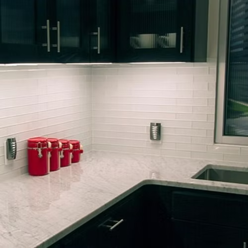 Lámpara Lineal LED 18W  Multitemperatura (3000K/4000K/6500K), Ultra Delgado –  IPSA