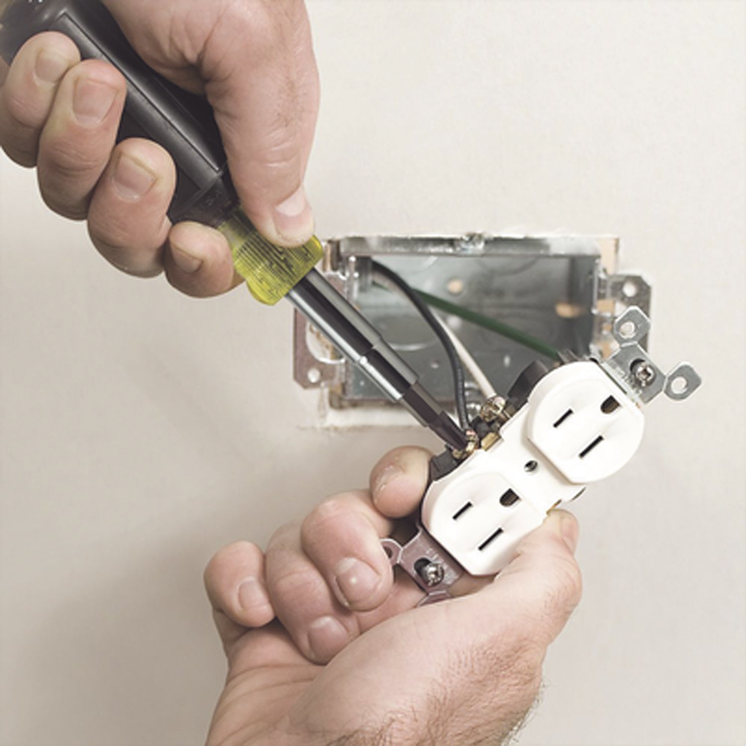 Desarmador de Caja 5 en 1 Negro/Verde - Klein Tools