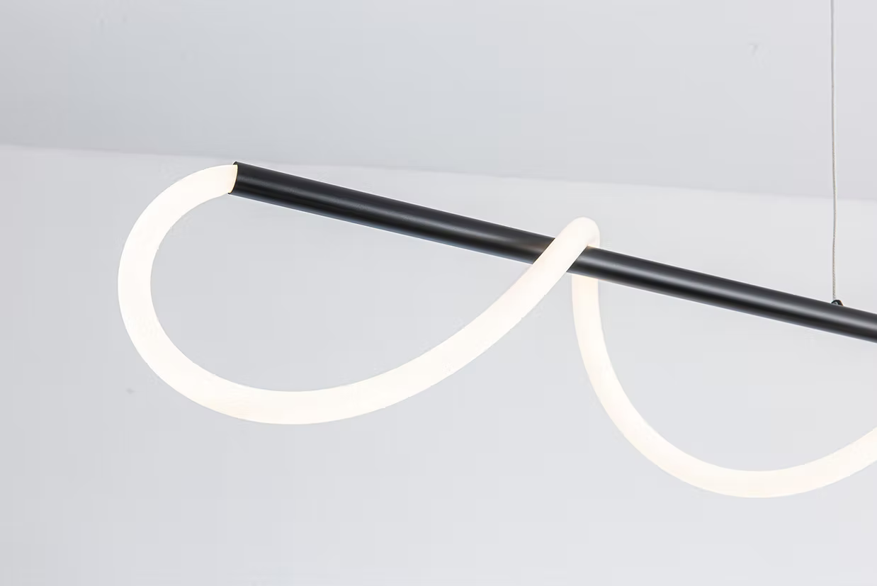 Lámpara Colgante Led Moderna Rope 9219, Control Remoto, Altura Ajustable  60W Color Nergro – Luxica