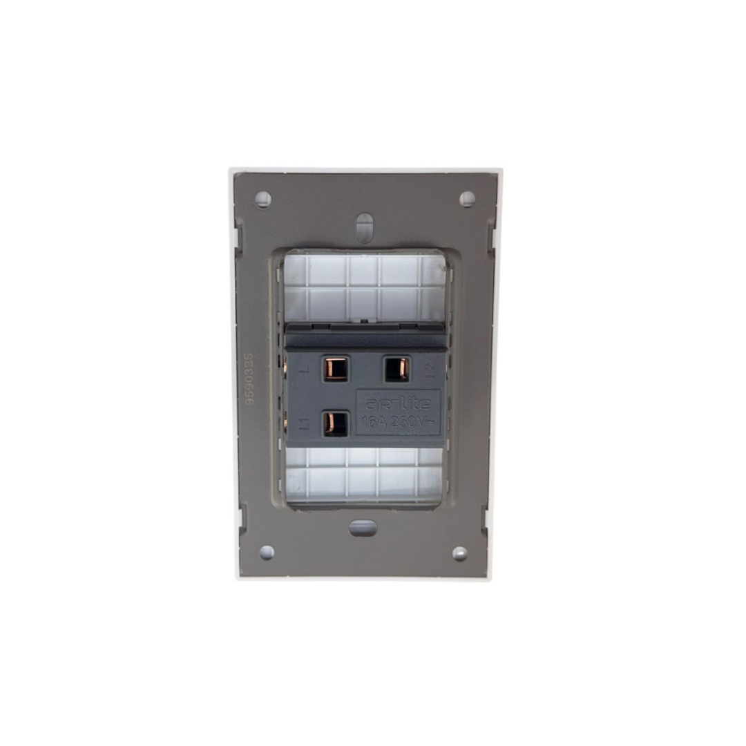 Placa Luxury APL-701 con 1 Interruptor de 3 Vías  Color Blanco Skin Feel  90–277VCA 15A  Diseño Elegante y Funcional – LUXURY ARTLITE