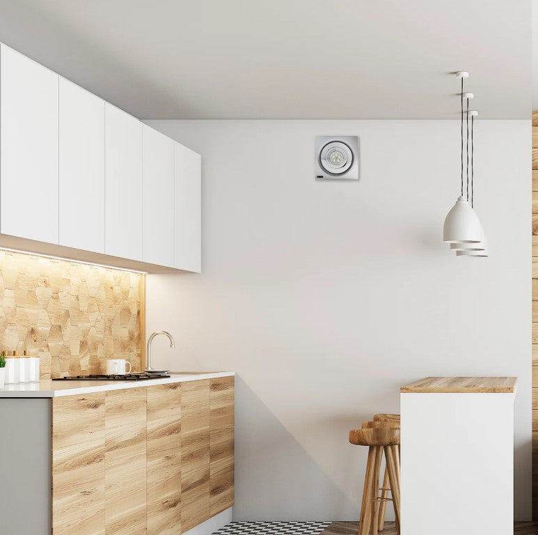 Extractor de Aire Orión 8" Satinado Centrífugo con Lámpara – Masterfan