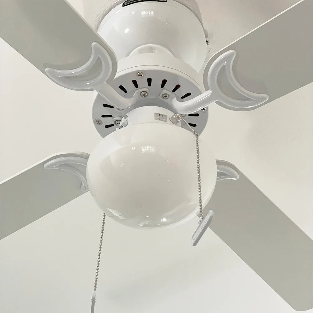 Ventilador de Techo Condesa 42” Blanco con Luz, 4 Aspas Reversibles Maple/Blanco – Masterfan