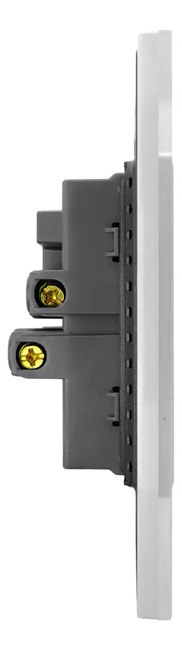 Placa con Contacto Dúplex USB y Tipo C Carga Rápida de 3 Módulos Cristal Blanco - LUCEK