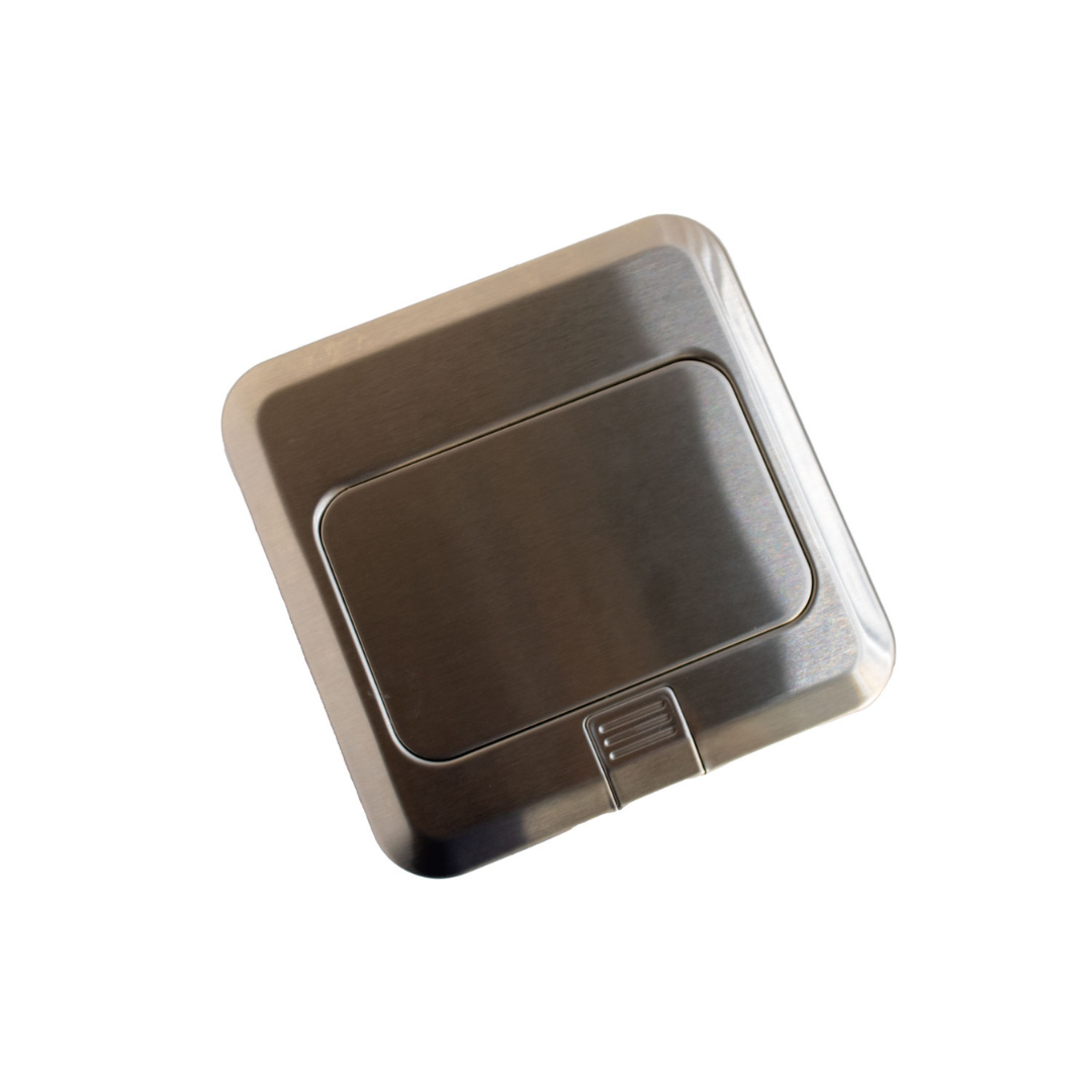 Receptáculo Plata 110-250V 15A - Fokasu