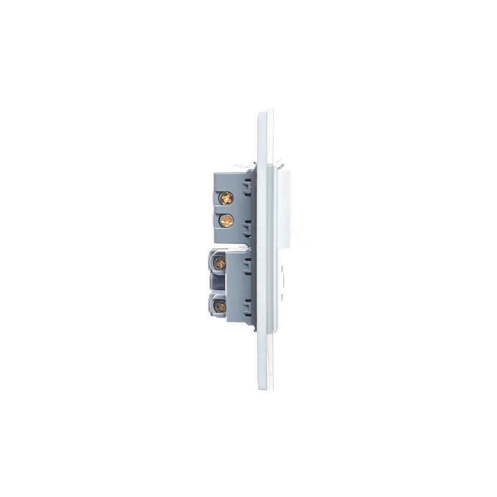 Placa con 1 Interruptor Sencillo y 1 Contacto de 1.5 Módulos, Cristal Blanco - LUCEK