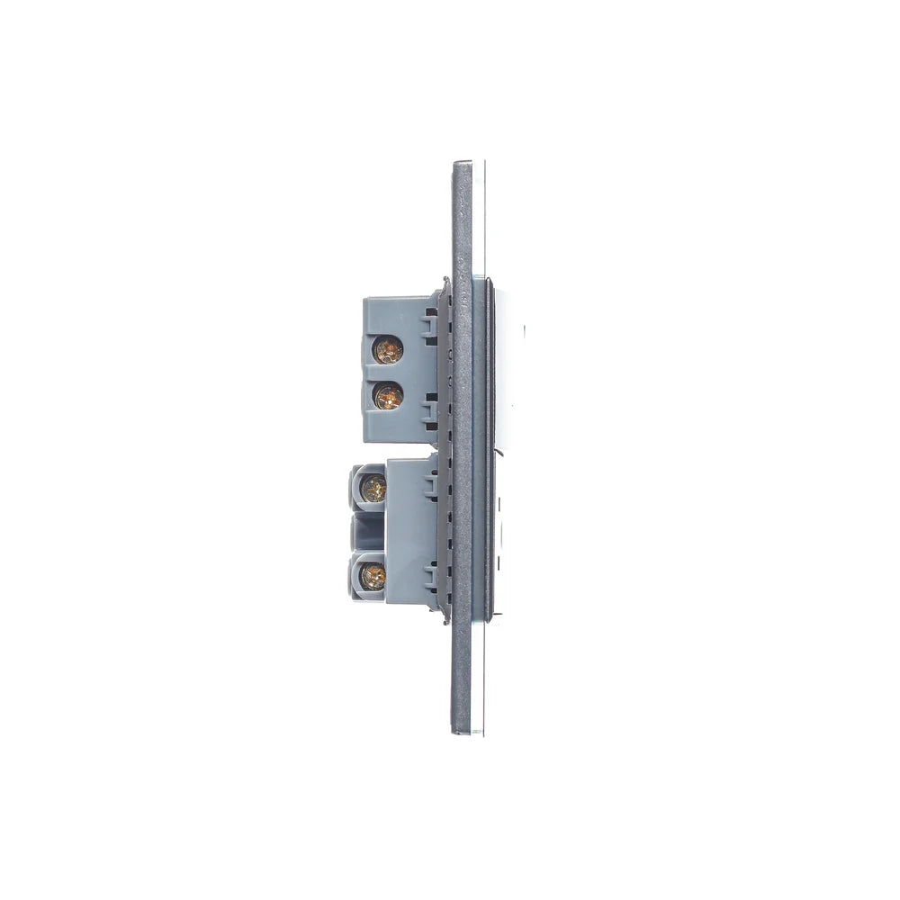 Placa con 1 Interruptor Sencillo y 1 Contacto de 1.5 Módulos, Cristal Negro - LUCEK
