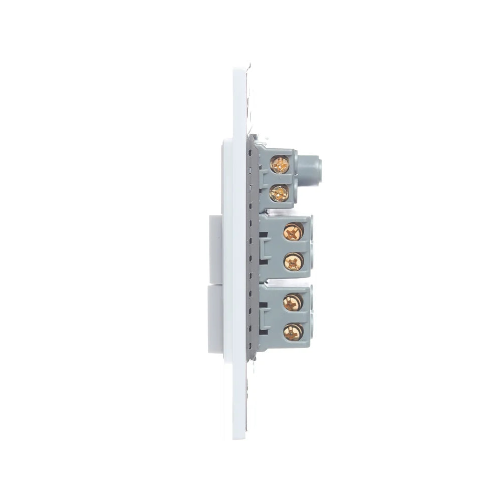 Placa con 2 Interruptores de Escalera y 1 Contacto de 1 Módulo, Cristal Blanco - LUCEK