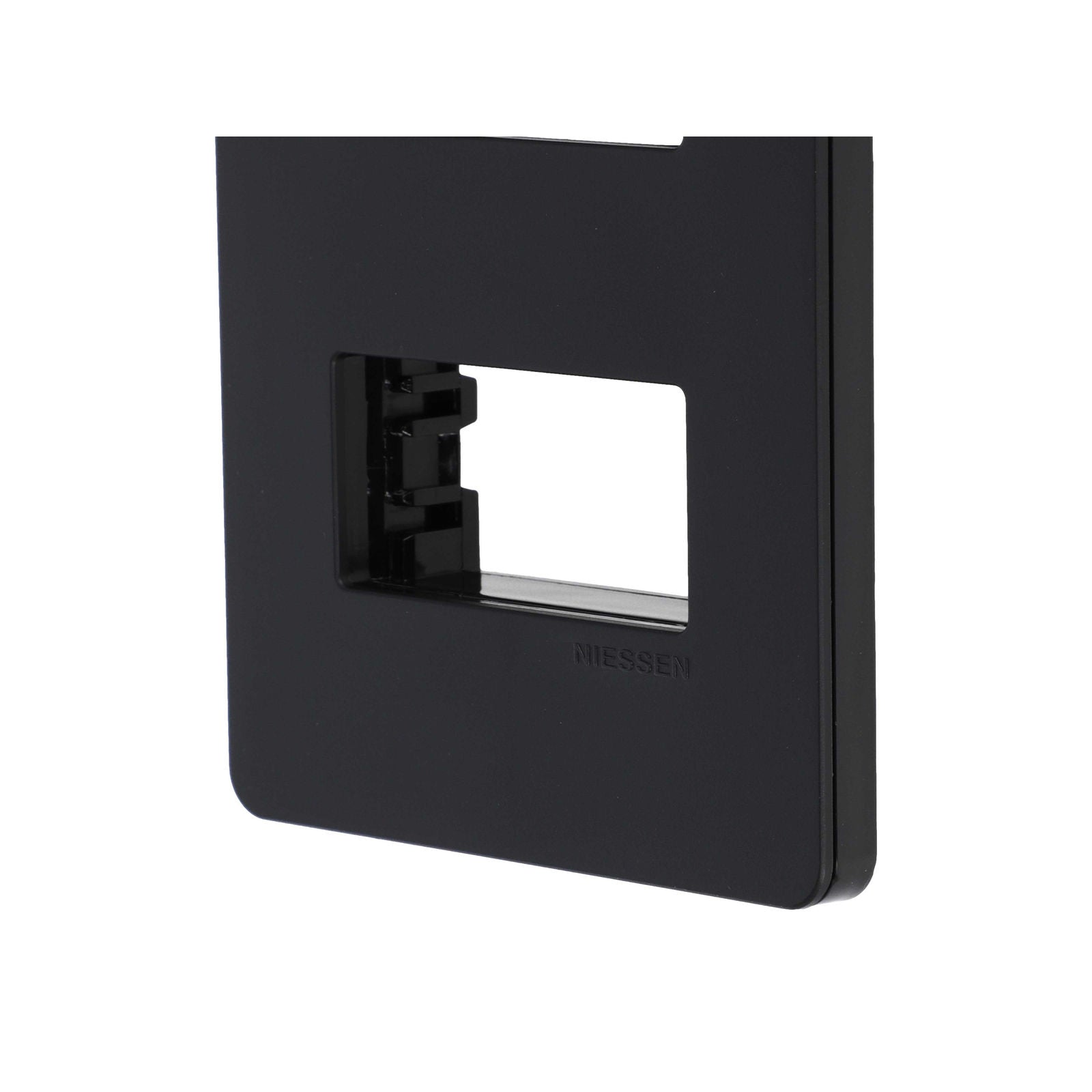 Placa 2 Módulos Negro Soft Chasis Negro – Unno Estévez