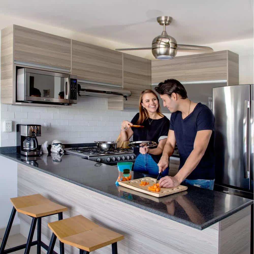 Ventilador de Techo Dubai 38" Satinado Acrílico – Masterfan